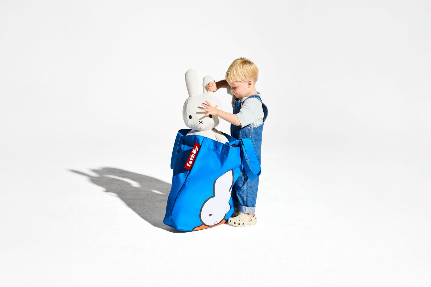 fatboy carry all bag x miffy blue masterpiece