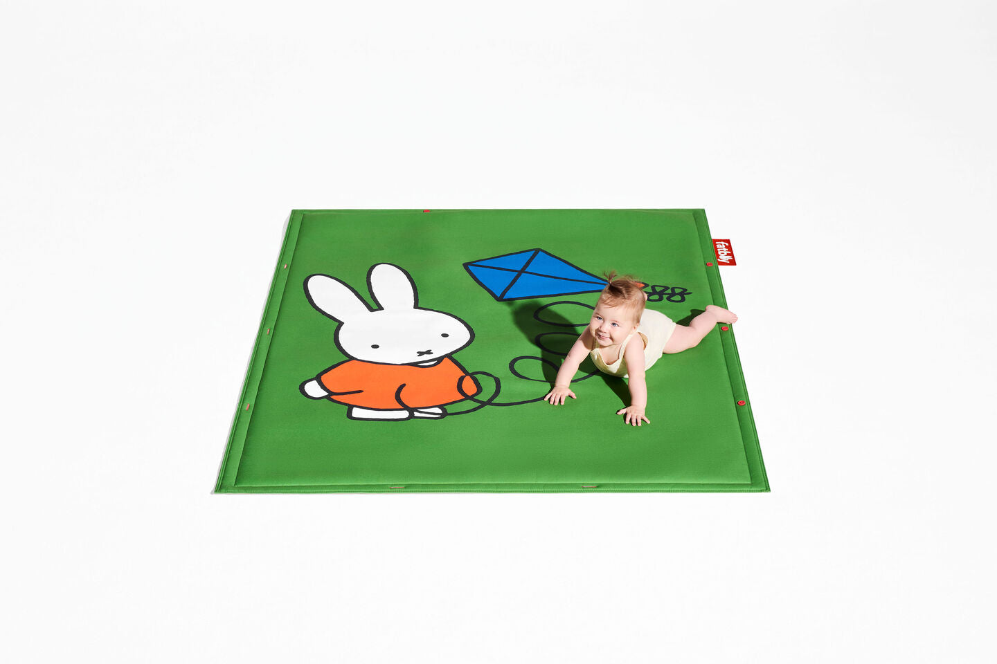fatboy flying carpet x miffy green masterpiece
