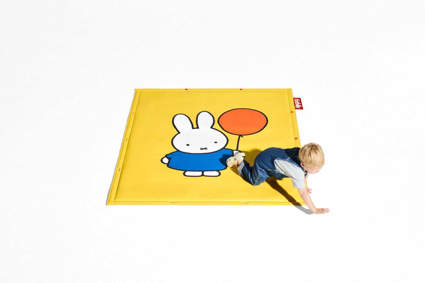 fatboy flying carpet x miffy yellow masterpiece