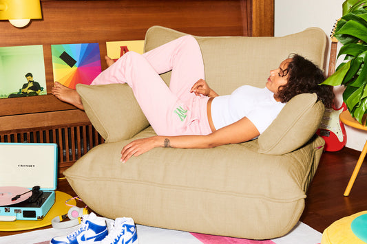 Sumo Loveseat โซฟา ห้องนั่งเล่น 1 ที่นั่ง